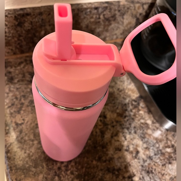 HydraPeak Water Bottle - Picture 3 of 4